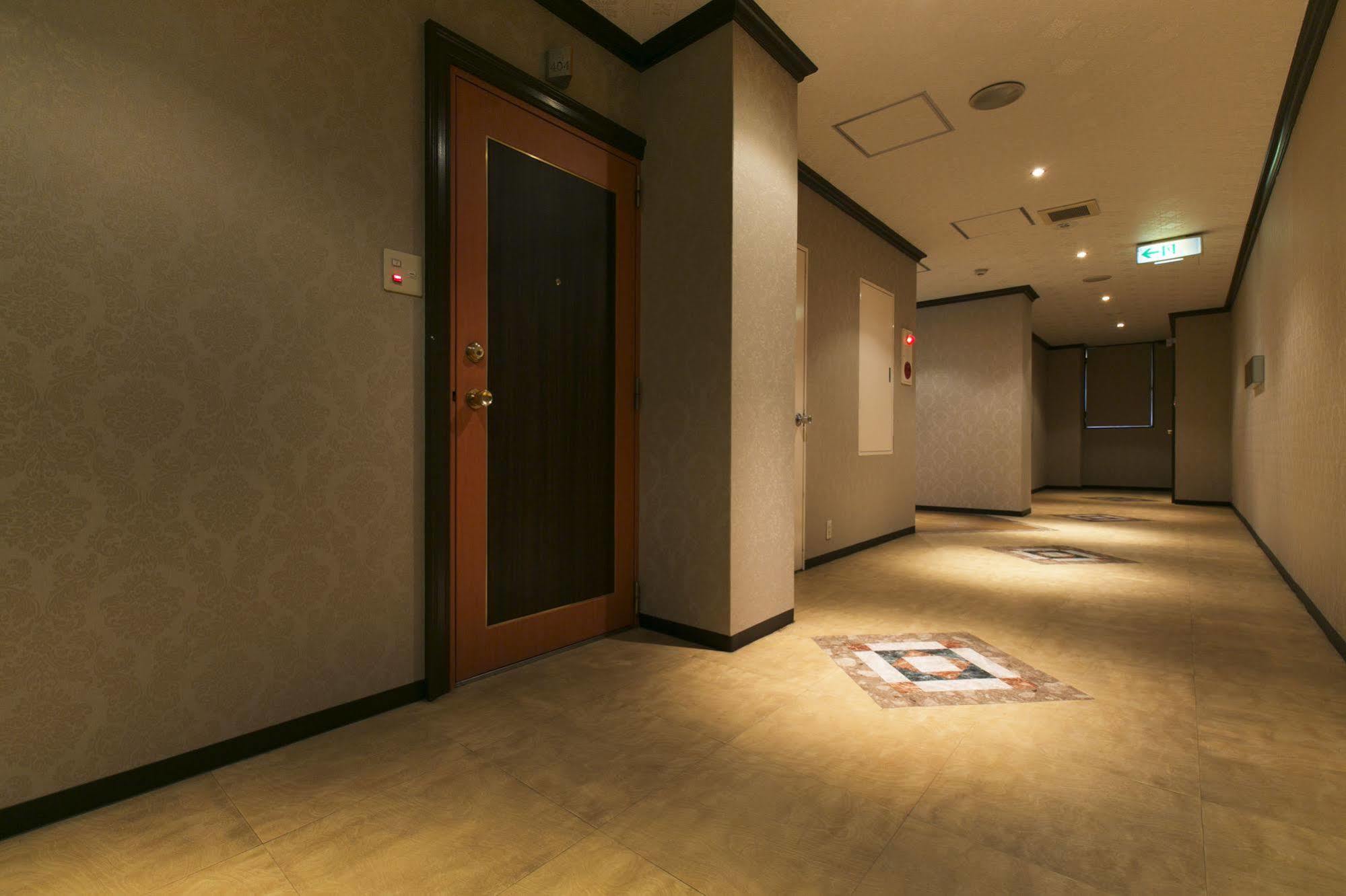 Hotel Atlantis Toyonaka (Adults Only) Экстерьер фото